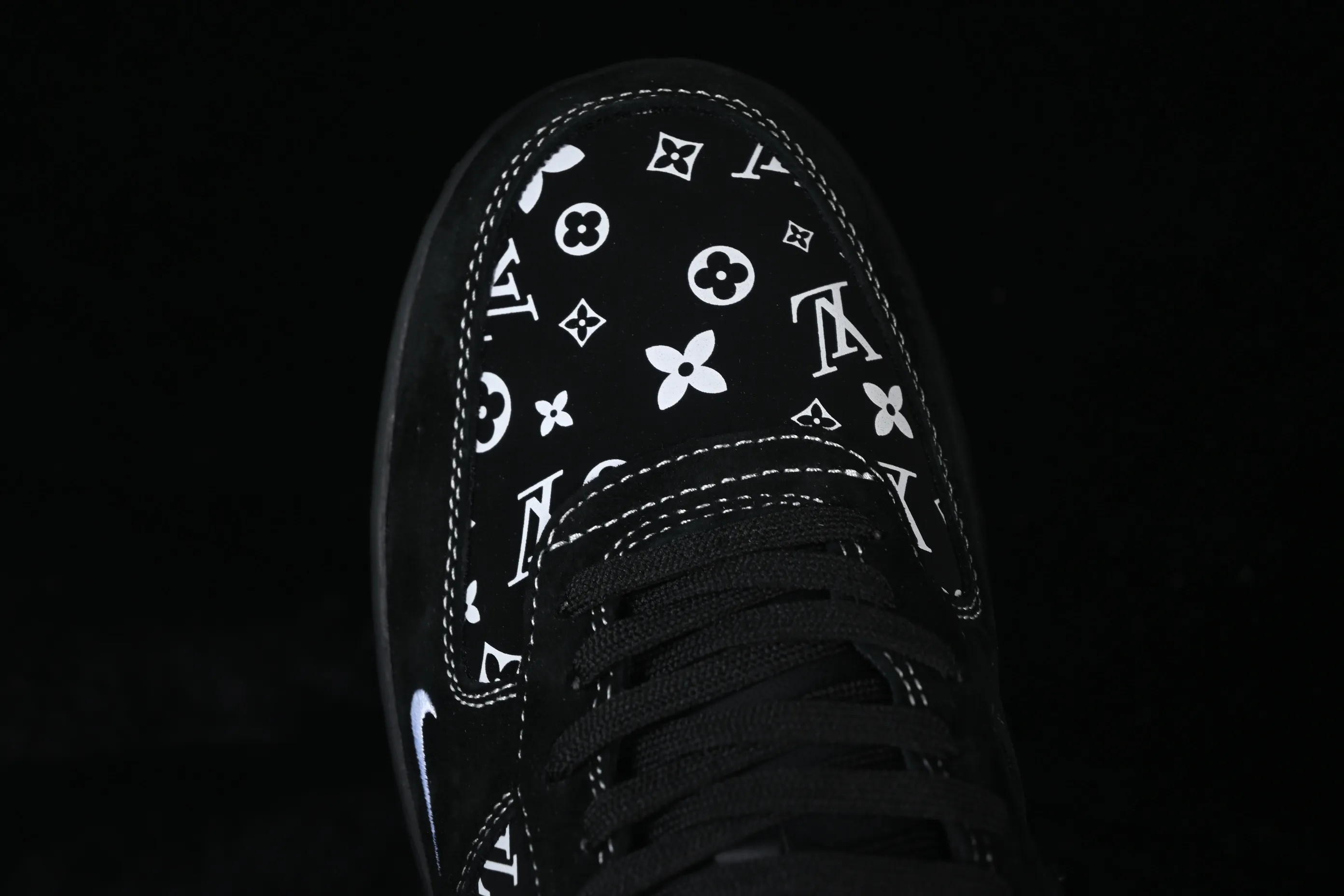All categories Nk Air Force 1 Air Force series Nk Air Force 1 Low Air Force low top Nike Air Force 1'07 Low LV joint black Air Force 1 low top casual sneakers SS1979-001